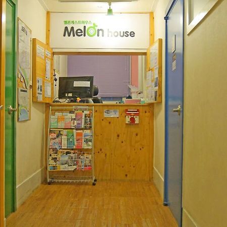 Melon Guesthouse Пусан Екстер'єр фото