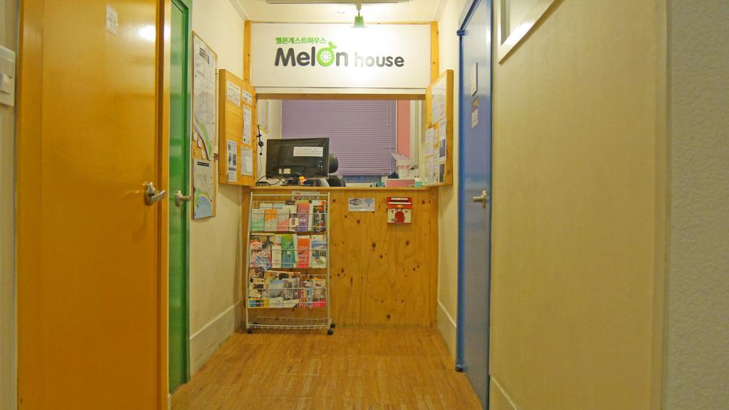 Melon Guesthouse Пусан Екстер'єр фото